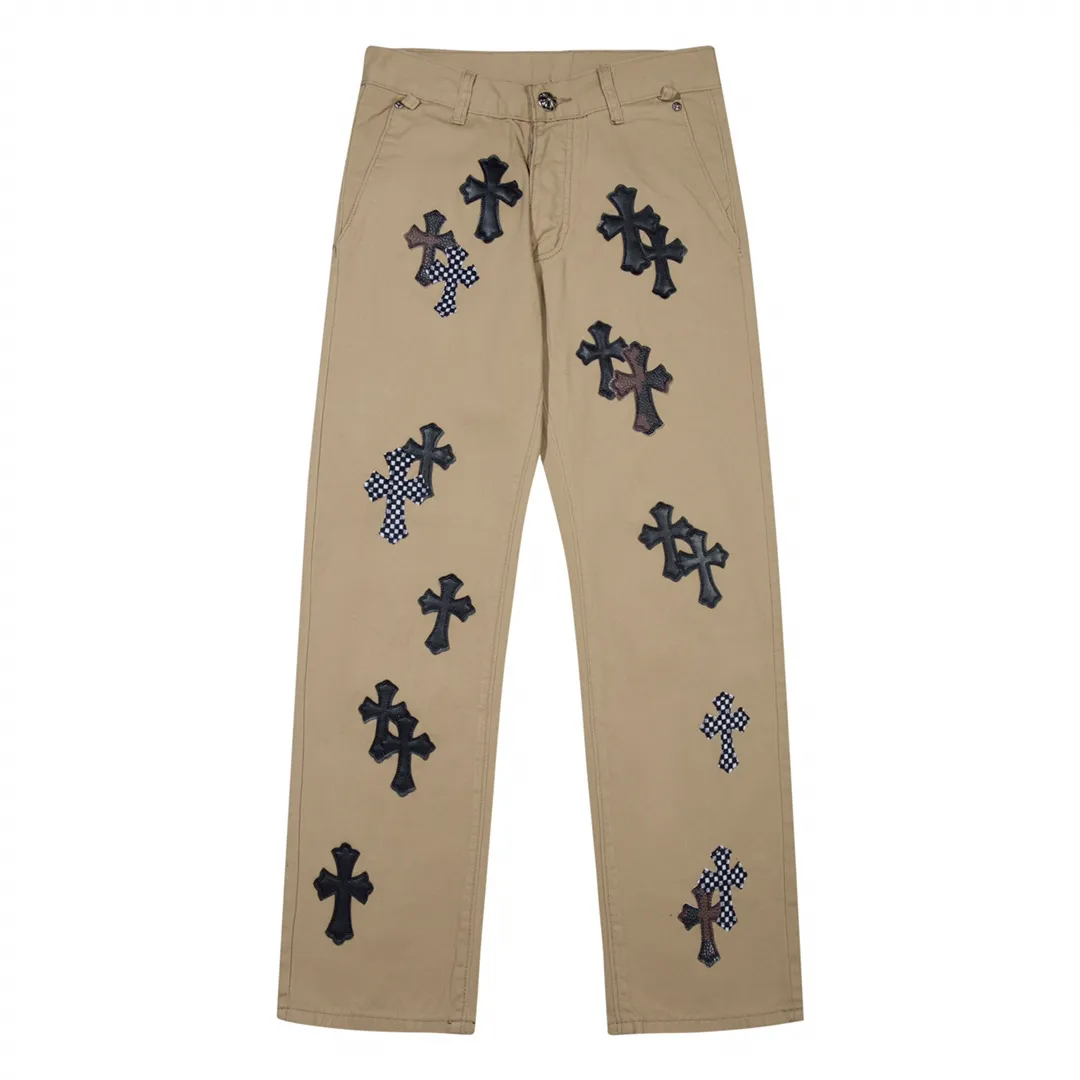 P280 Style number: D310 Chrome Hearts khaki patch leather jeans Size: s-XXL (28 30 32 34 36) Color: Khaki Size reference 28 pants length 100 waist 72 30 pants length 101 waist 76 32 pants length 103 waist 80 34 pants length 104 waist 84 36 pants length 106 waist 88